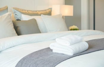 Quel est le type de linge de lit dans les chambres d’hôtels ?